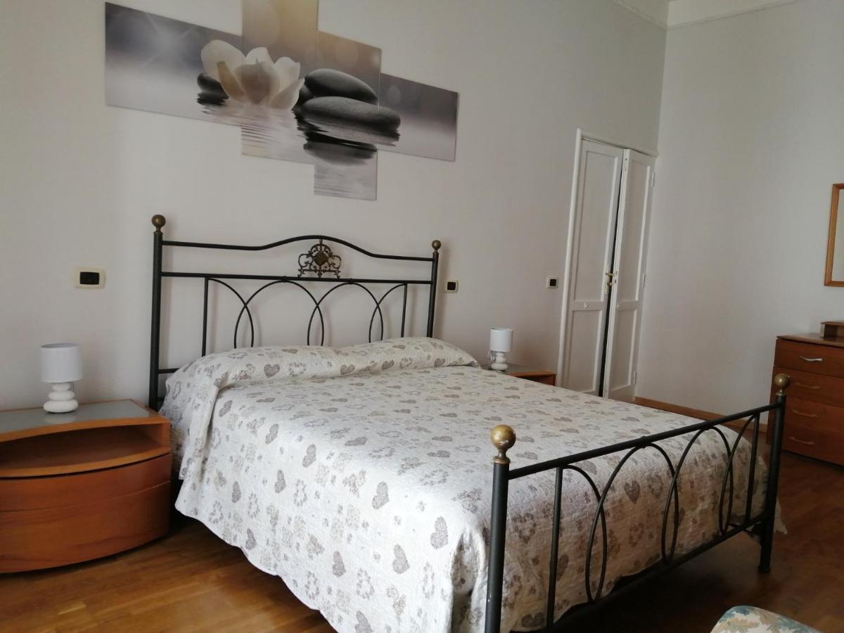 Residenza Regina Margherita Castellammare di Stabia Luaran gambar